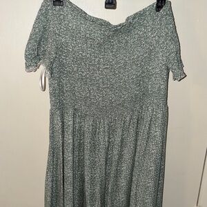 SHEIN Green Patterned Maxi Dress